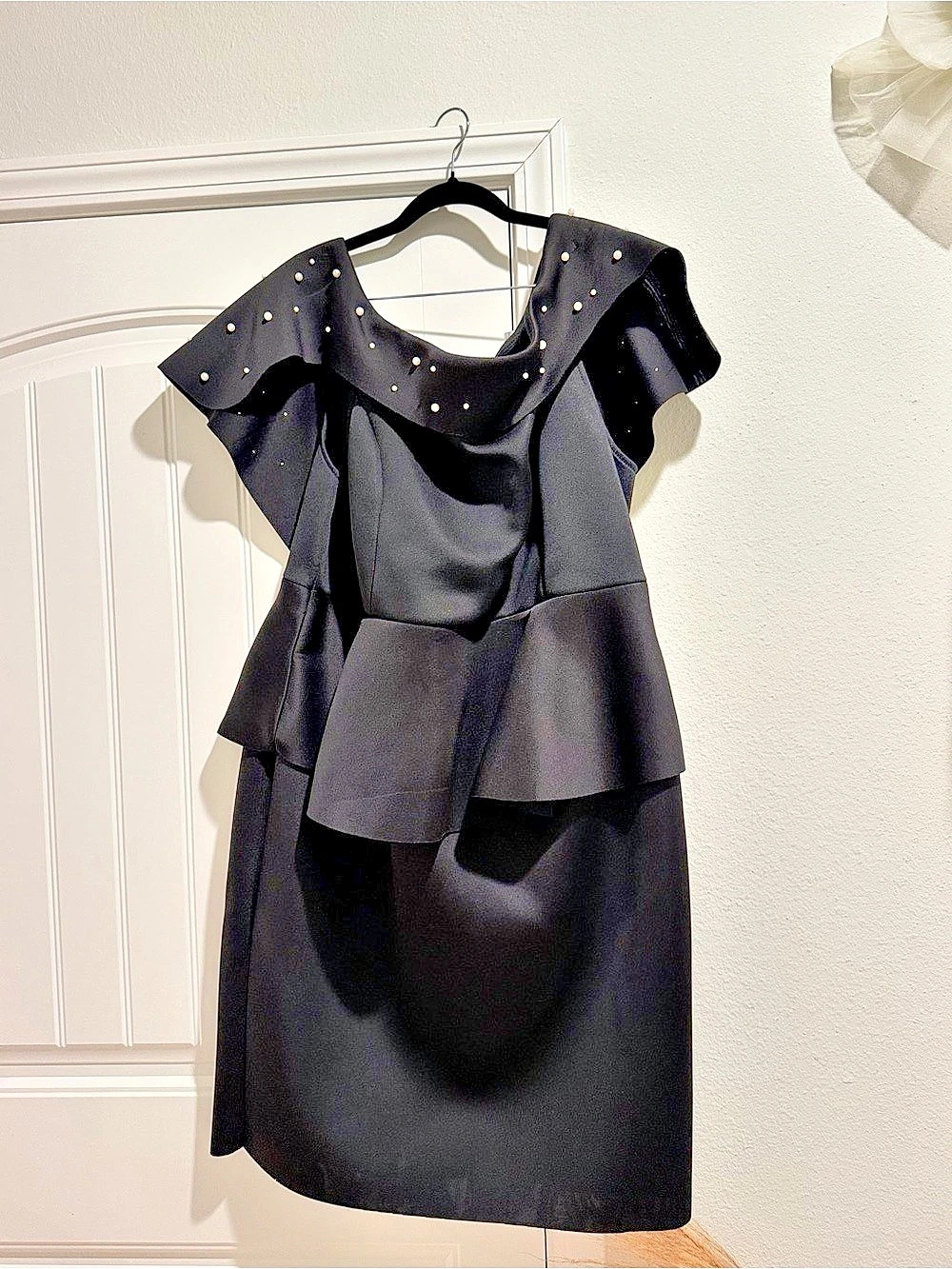 Adrianna Papell Short Sleeve Pearly Trim Peplum Stretch Sheath Dress Pearly Trim